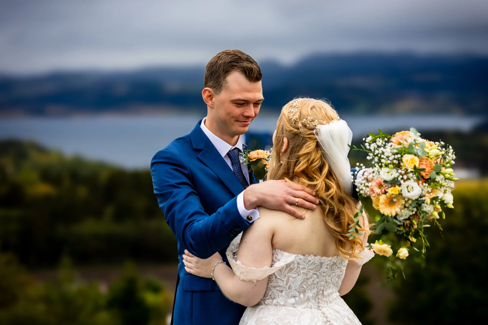 Bryllupsbilde fra Ranveig & Fredrik, fotografert av Marte Bjørgum