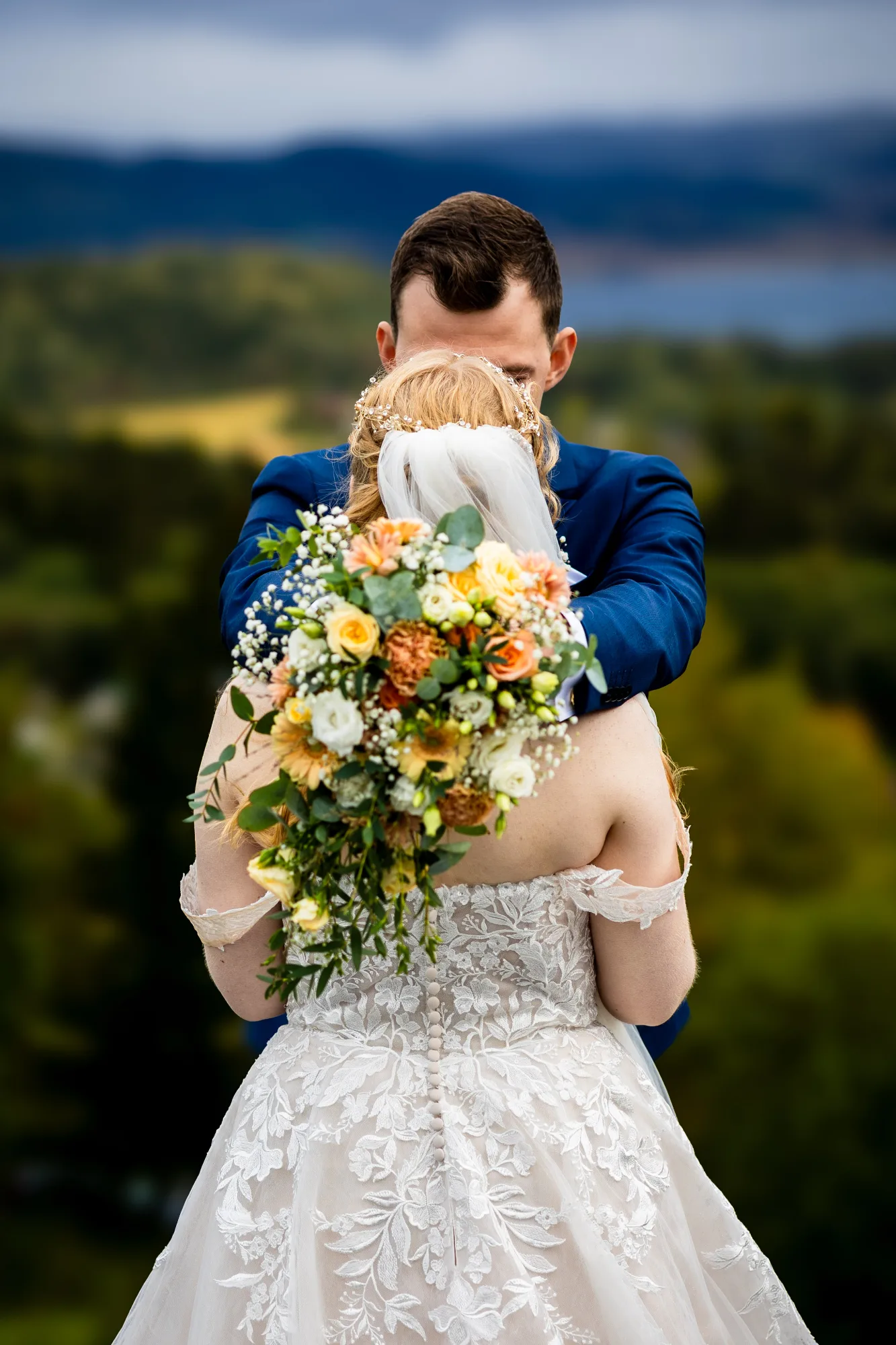 Bryllupsbilde fra Ranveig & Fredrik, fotografert av Marte Bjørgum
