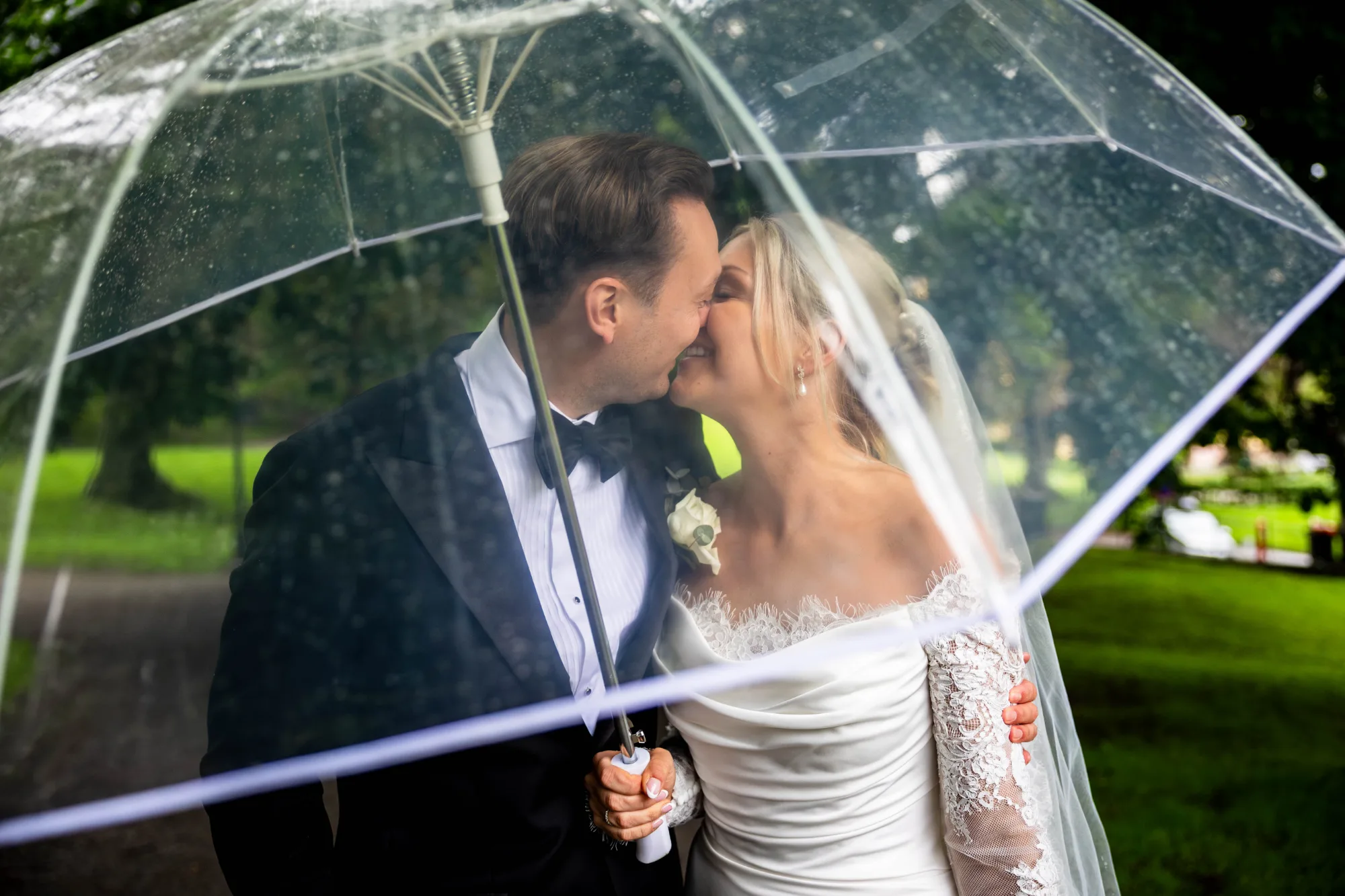 Bryllupsbilde fra Benedicte & Alexander 2026, fotografert av Marte Bjørgum