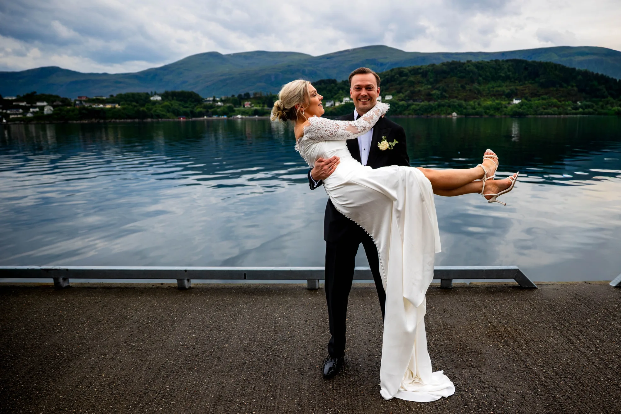 Bryllupsbilde fra Benedicte & Alexander 2026, fotografert av Marte Bjørgum