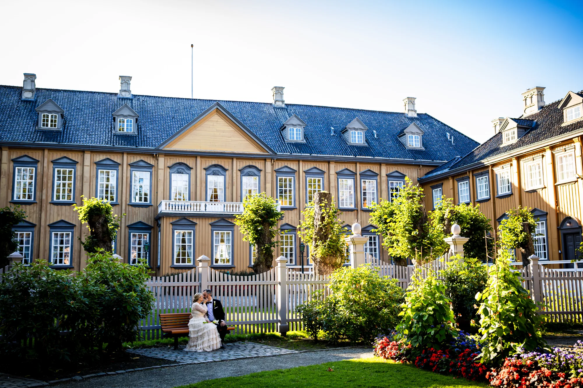 Bryllupsbilde fra Ina & Stein Olav, fotografert av Marte Bjørgum