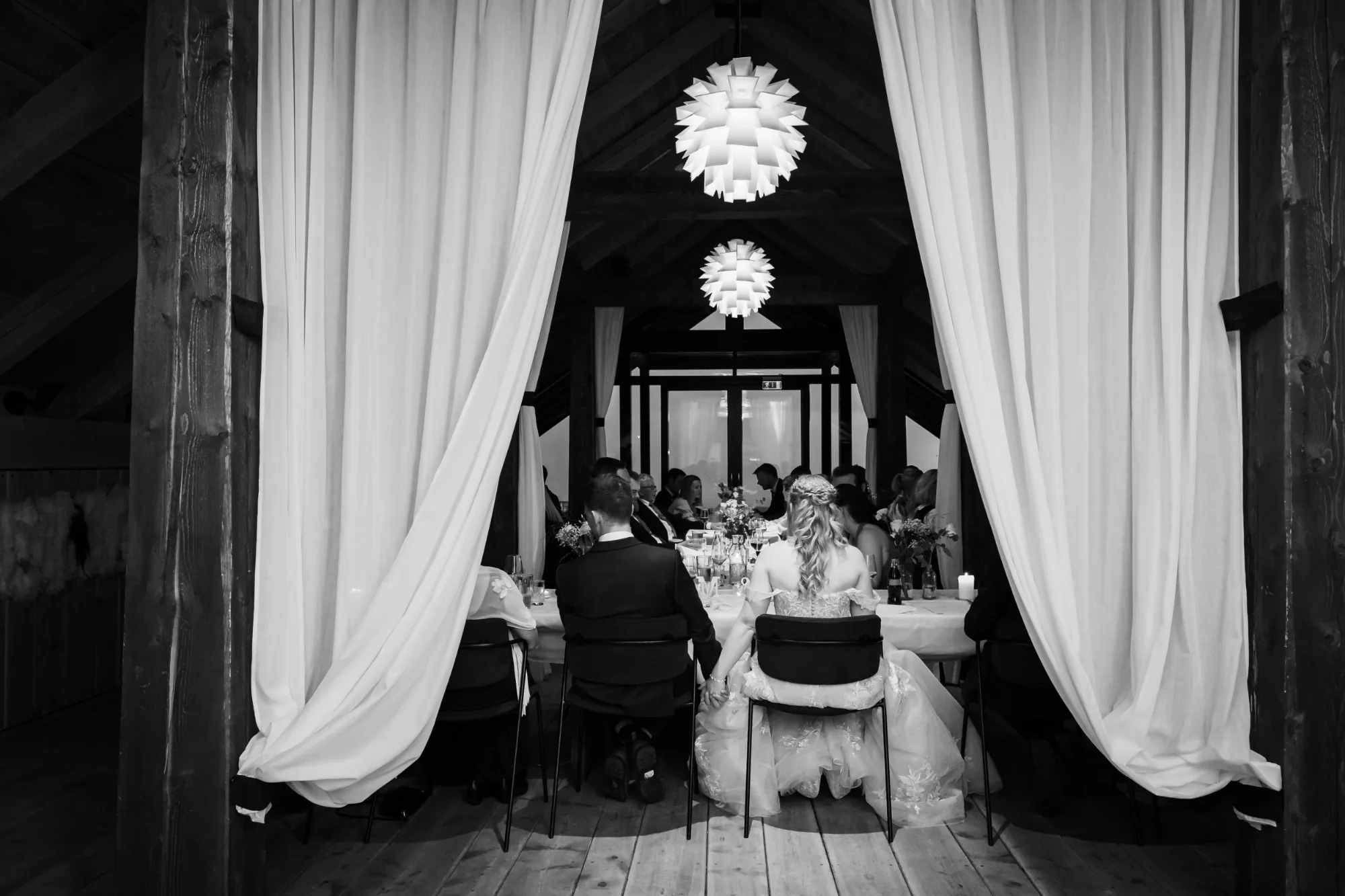 Bryllupsbilde fra Ranveig & Fredrik, fotografert av Marte Bjørgum