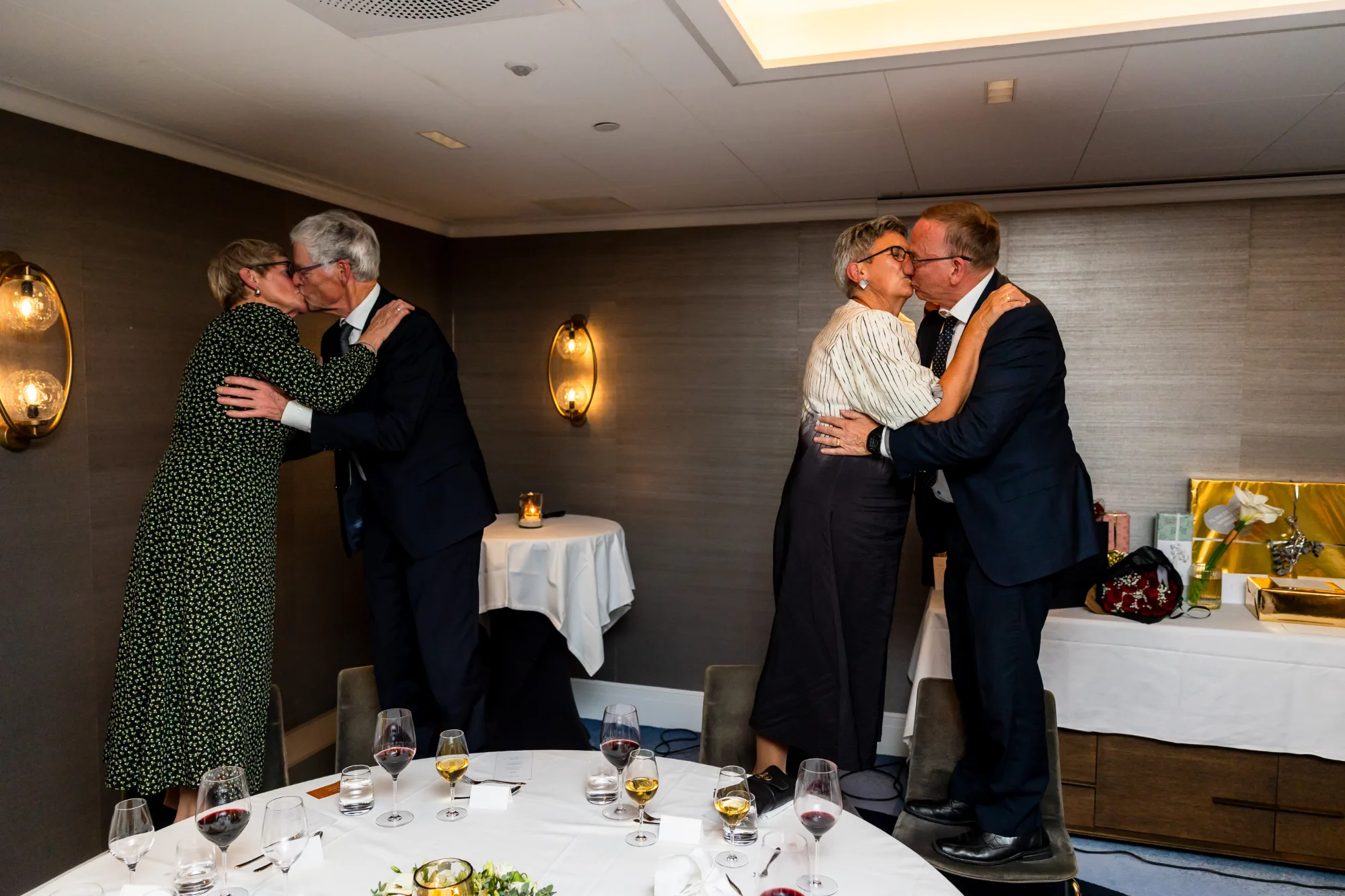 Bryllupsbilde fra Ina & Stein Olav, fotografert av Marte Bjørgum