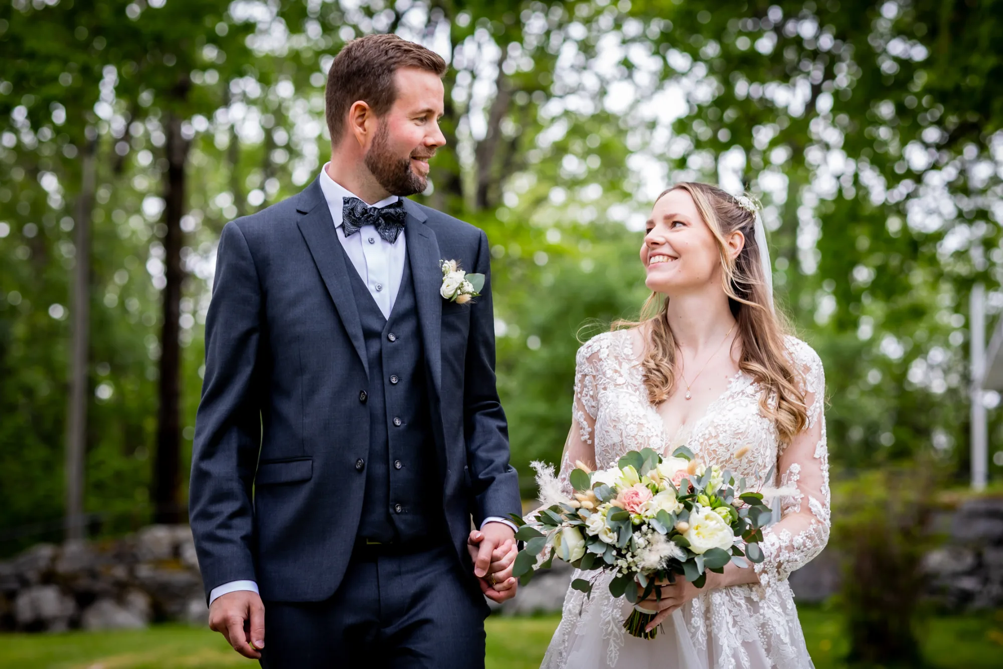 Bryllupsbilde fra Hanne & Espen, fotografert av Marte Bjørgum
