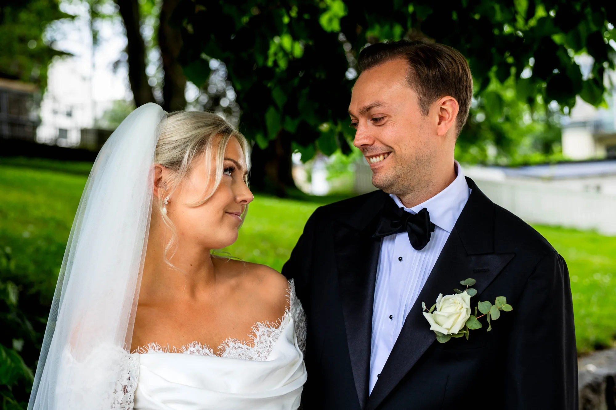 Bryllupsbilde fra Benedicte & Alexander 2026, fotografert av Marte Bjørgum