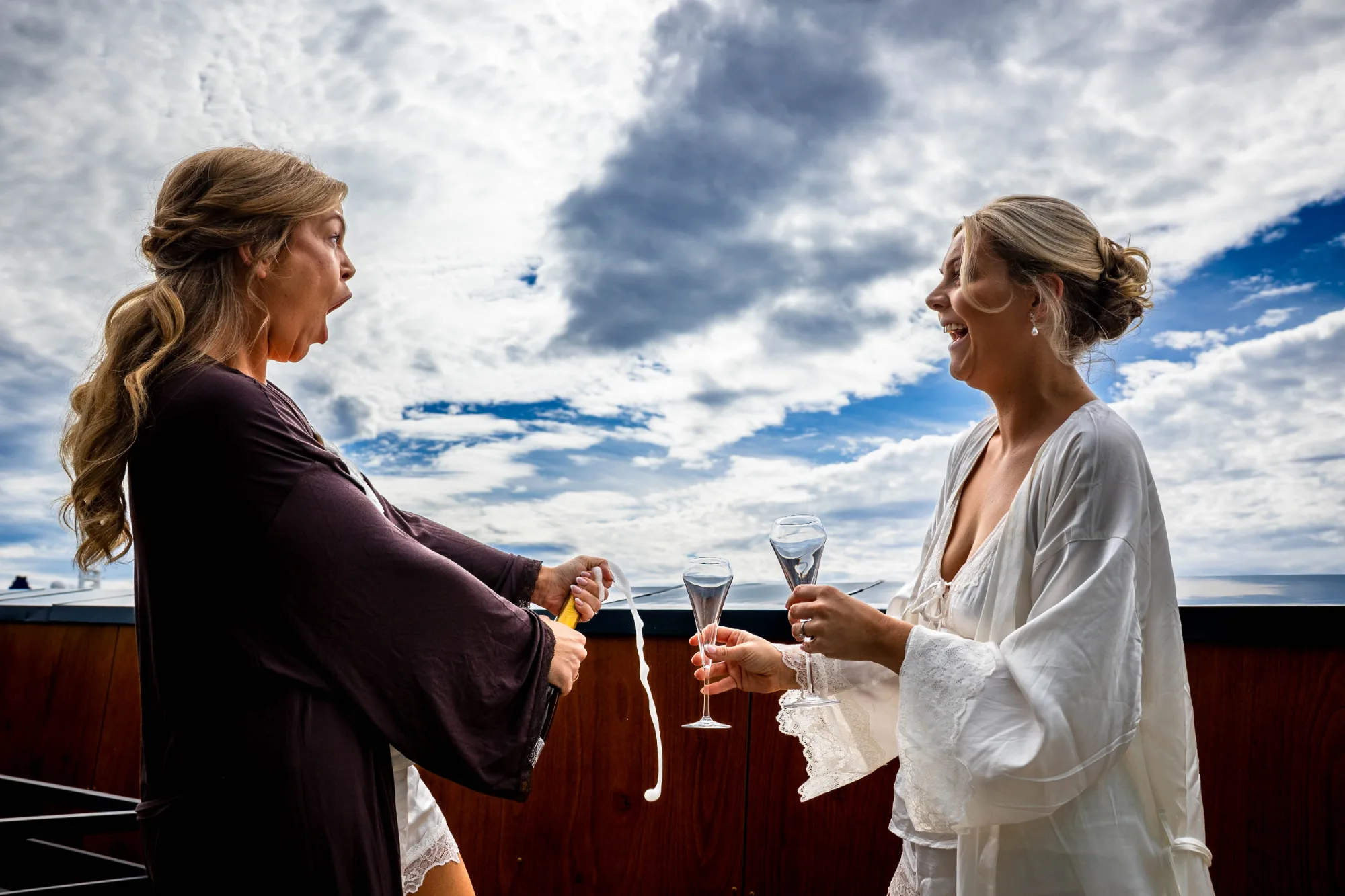 A moment from a wedding day, photographed by Marte Bjørgum