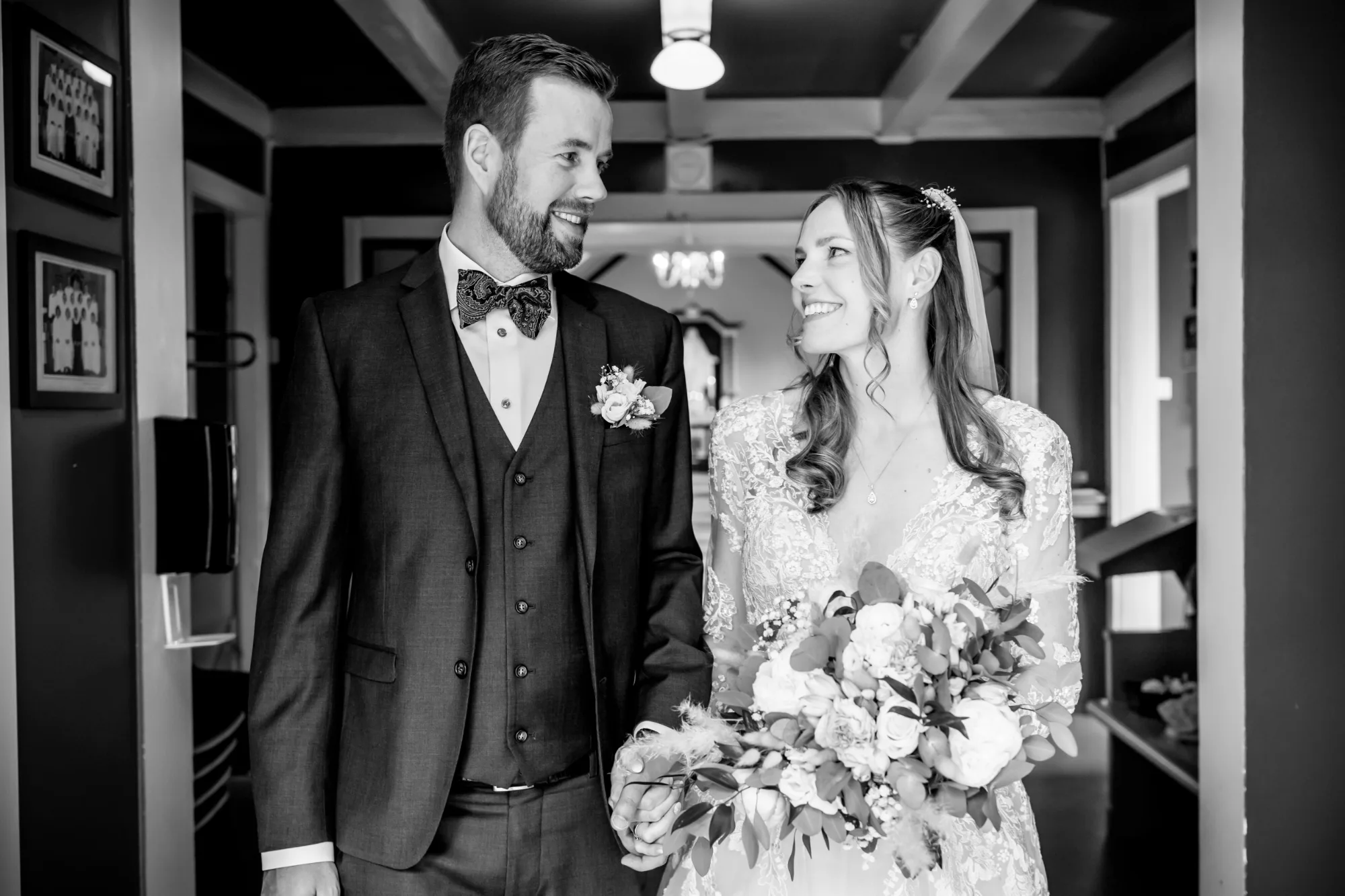 Bryllupsbilde fra Hanne & Espen, fotografert av Marte Bjørgum