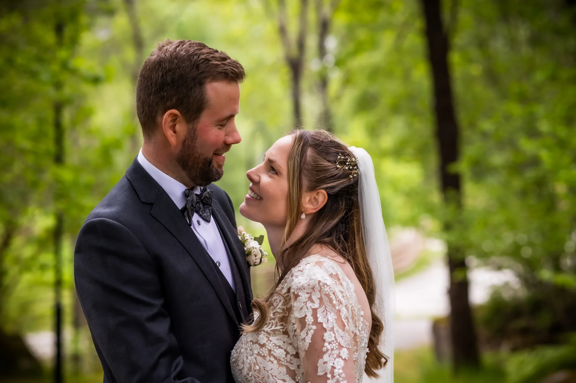 Bryllupsbilde fra Hanne & Espen, fotografert av Marte Bjørgum