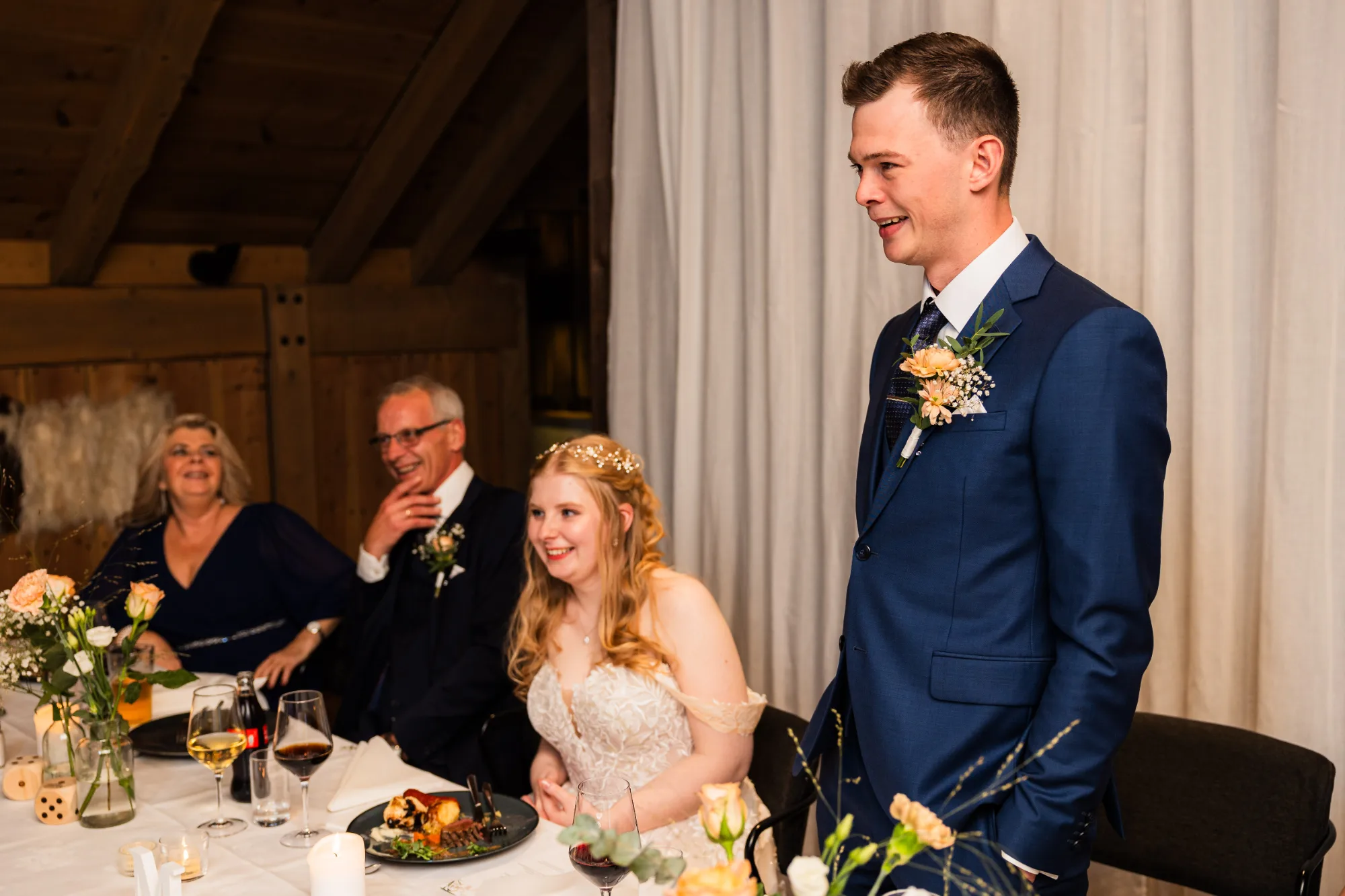 Bryllupsbilde fra Ranveig & Fredrik, fotografert av Marte Bjørgum