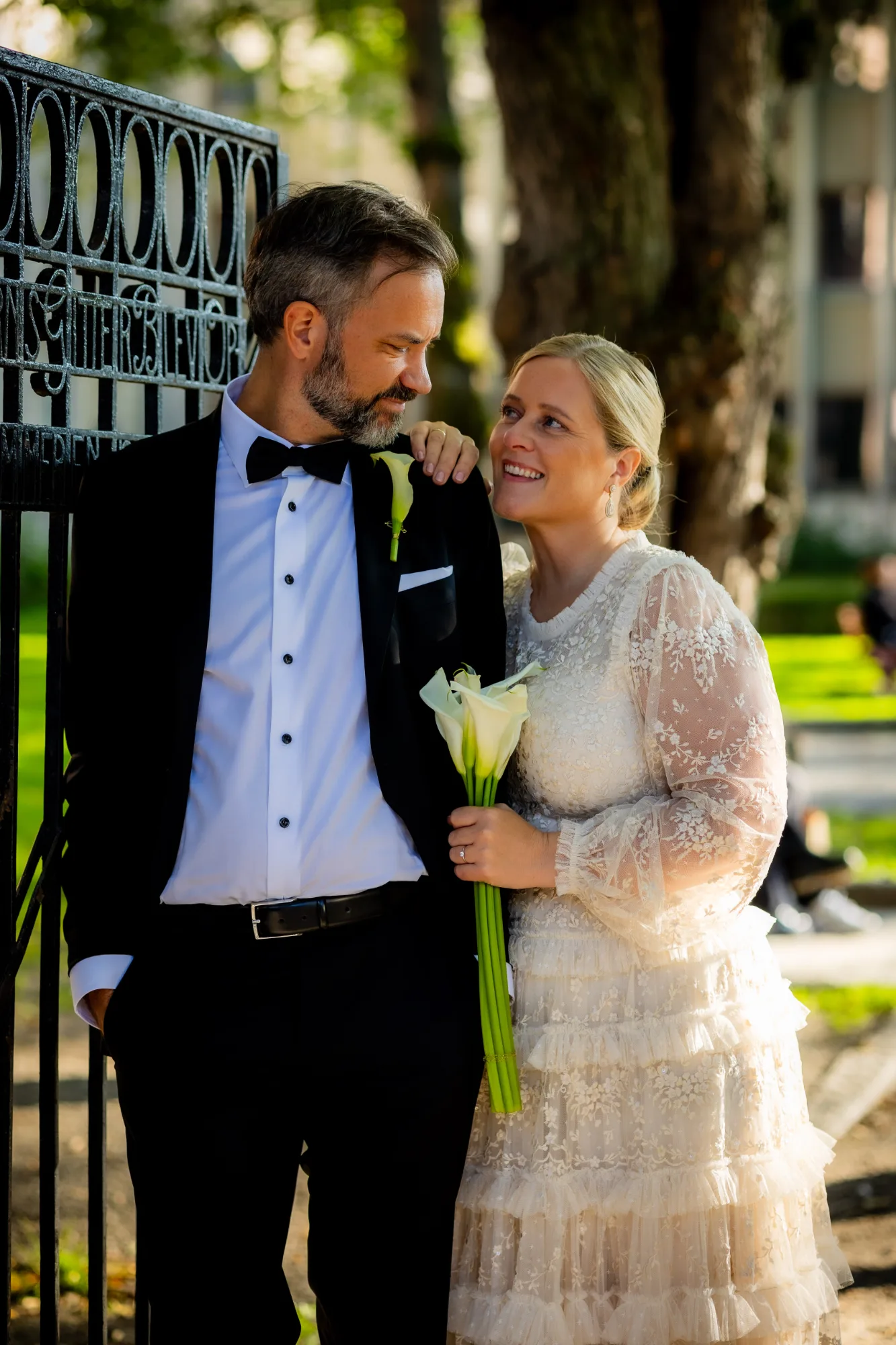 Bryllupsbilde fra Ina & Stein Olav, fotografert av Marte Bjørgum