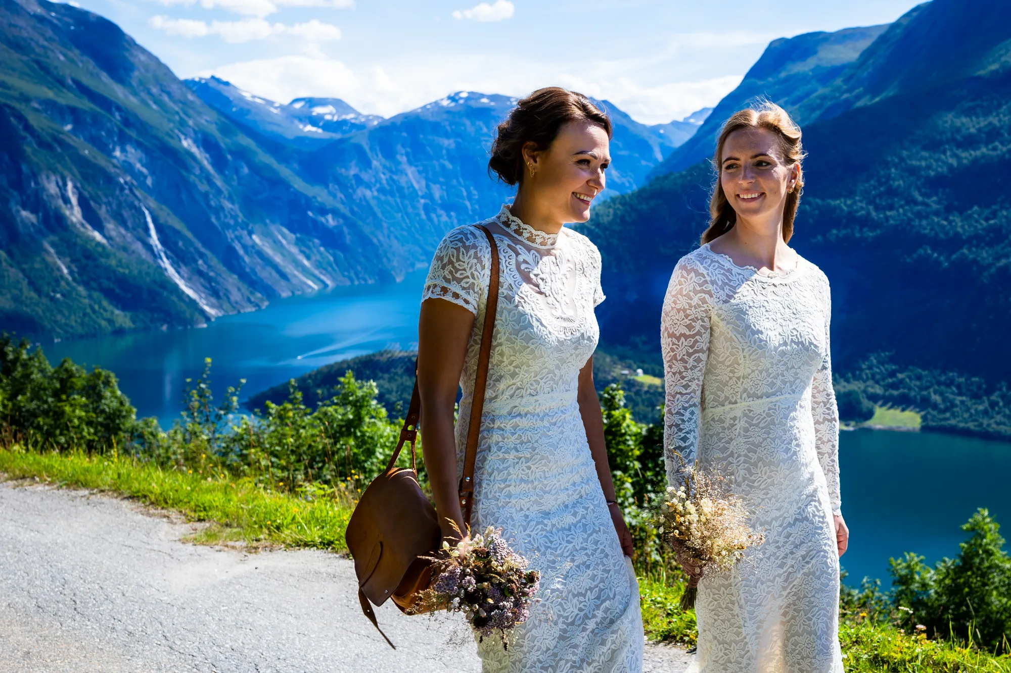 Bryllupsbilde fra Malin & Sarah, fotografert av Marte Bjørgum