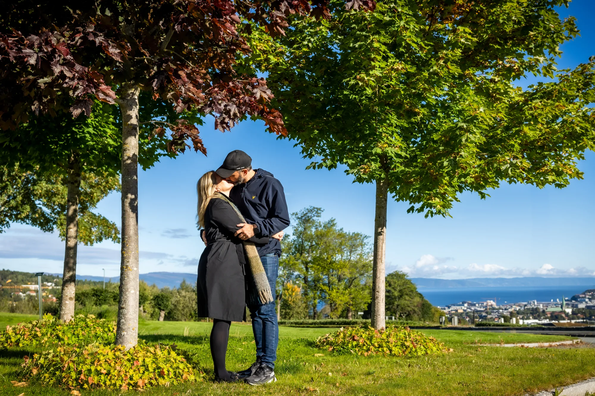 Bryllupsbilde fra Ina & Stein Olav, fotografert av Marte Bjørgum