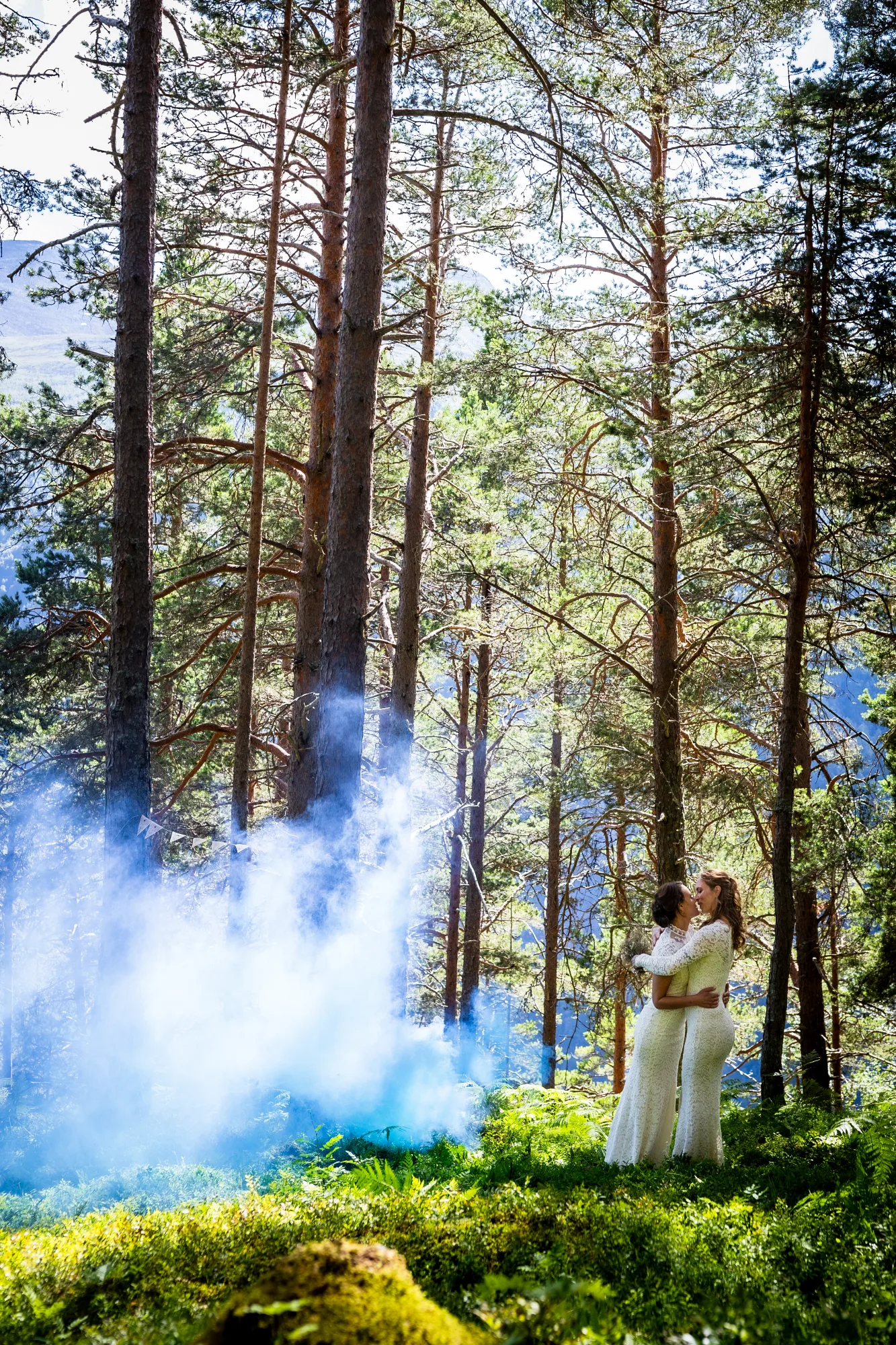 Bryllupsbilde fra Malin & Sarah, fotografert av Marte Bjørgum