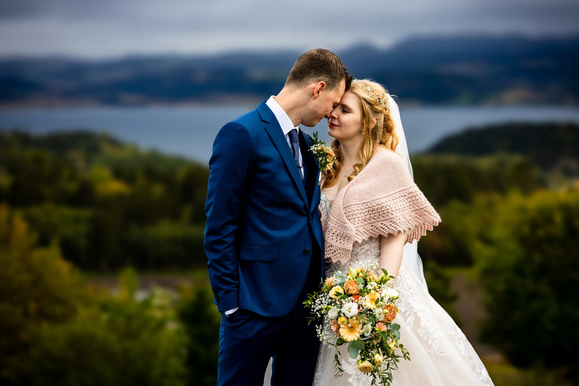 Bryllupsbilde fra Ranveig & Fredrik, fotografert av Marte Bjørgum
