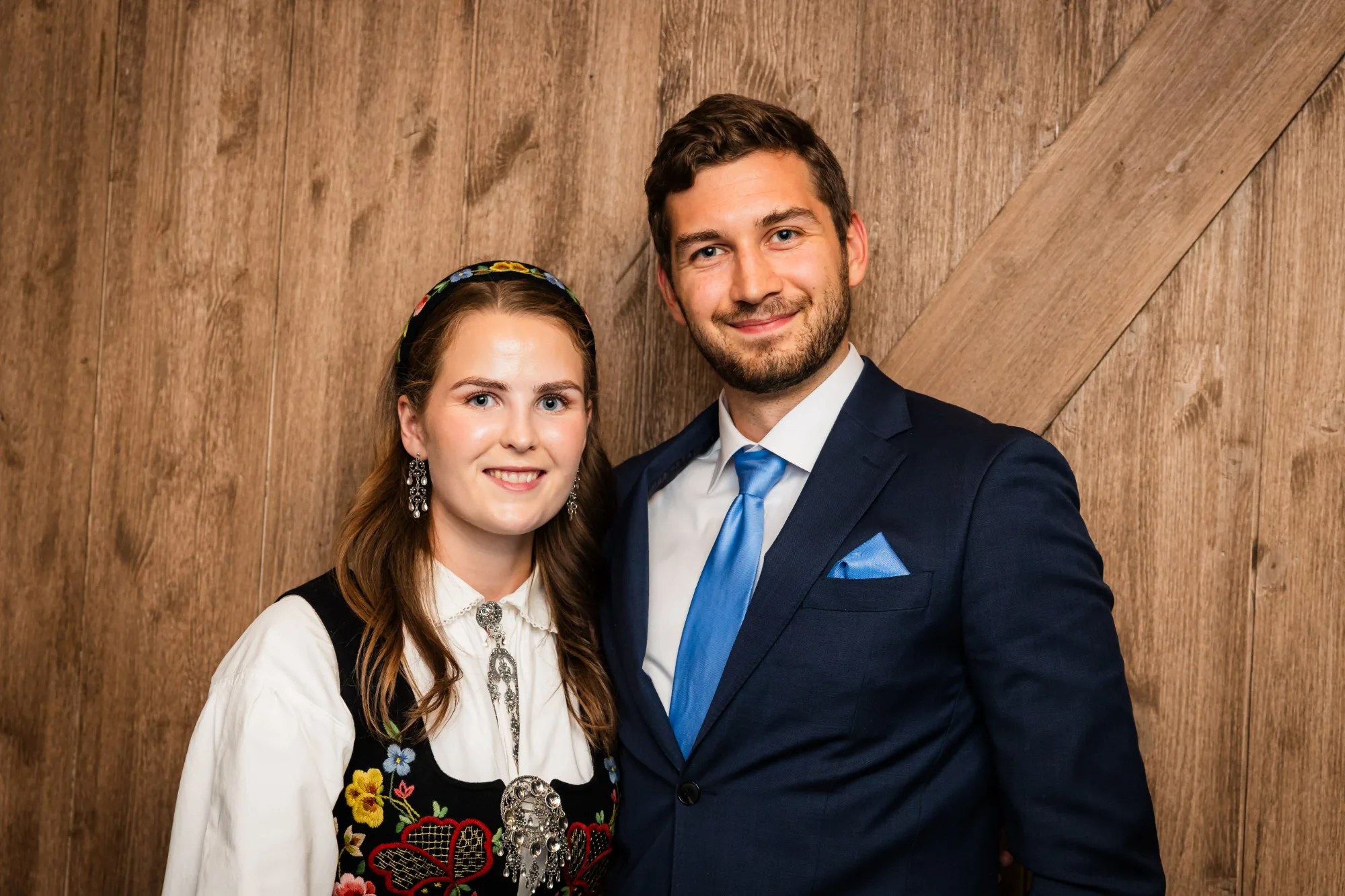 Bryllupsbilde fra Ranveig & Fredrik, fotografert av Marte Bjørgum
